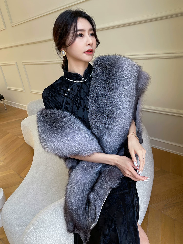 Full-Pelt Real Fox Fur Neck Wrap / Collar – Warm Winter Shawl