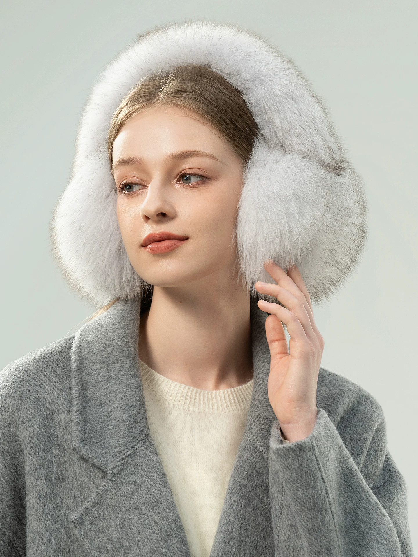 Women's Stylish Fox Fur Earmuffs – Winter Warmth & Ear Protection; Genuine Fur Ear Warmers (Convertible into Neck Warmer)