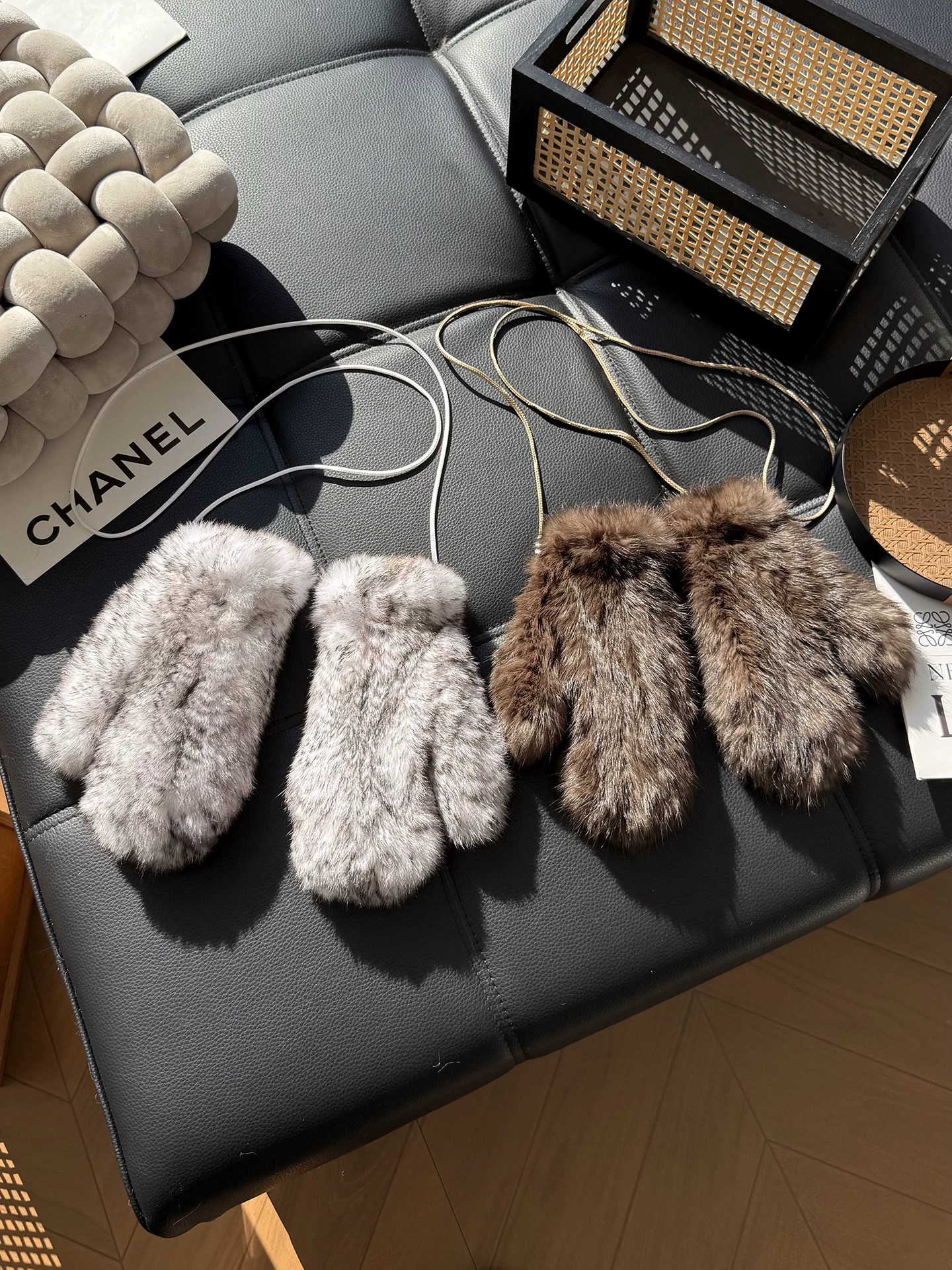 Genuine Rabbit Fur Knitted Gloves – Fleece-Lined, Warm & Windproof Stretch Mittens