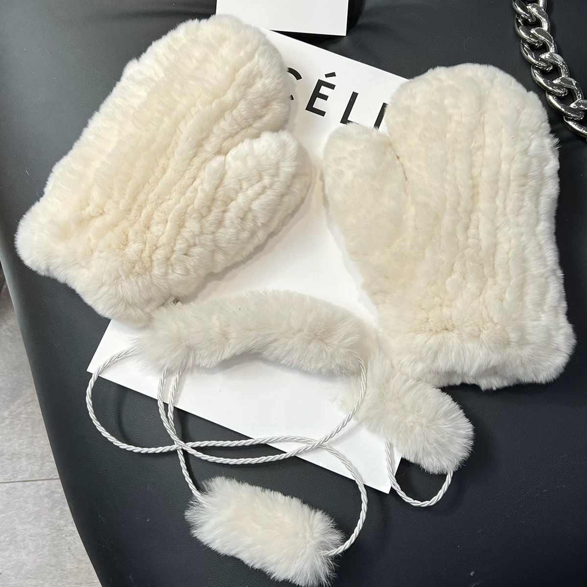 Genuine Rex Rabbit Fur Knitted Mittens – Warm, Stretchy & Cozy Winter Gloves