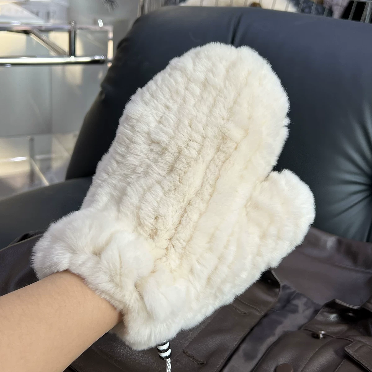 Genuine Rex Rabbit Fur Knitted Mittens – Warm, Stretchy & Cozy Winter Gloves