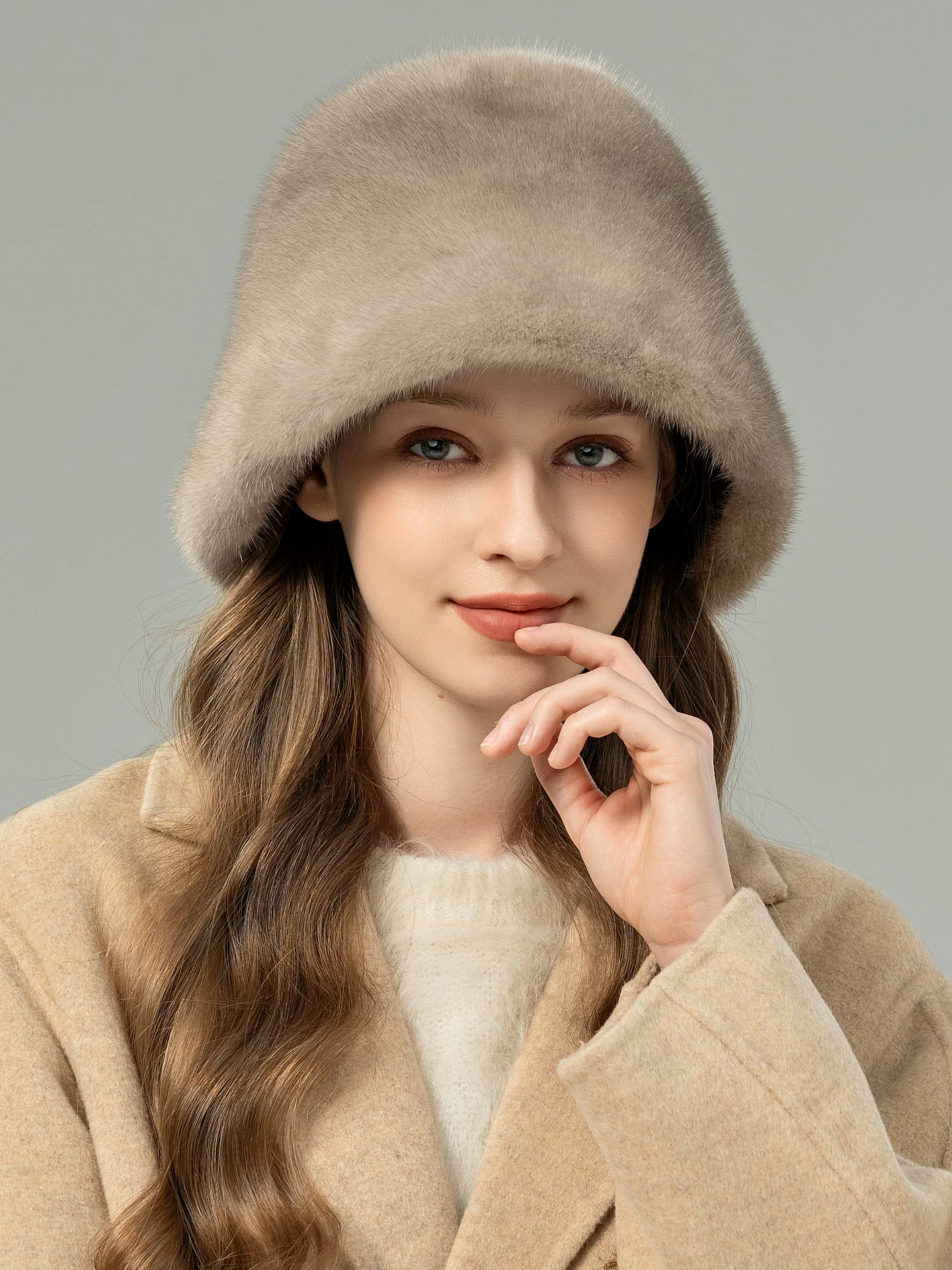 Women's Genuine Mink Fur Bucket Hat – Stylish, Versatile, and Sophisticated