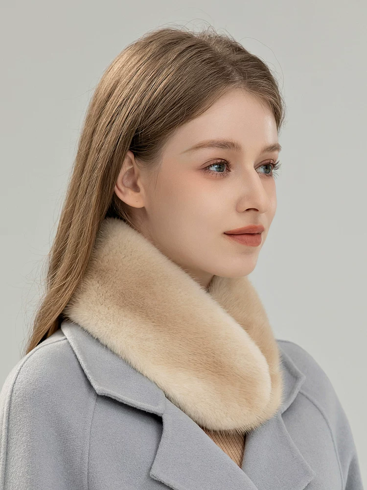 Women's Winter Genuine Whole-Pelt Mink Fur Scarf – Warm, Reversible, and Versatile; Suitable as a Neck Warmer or Collar.