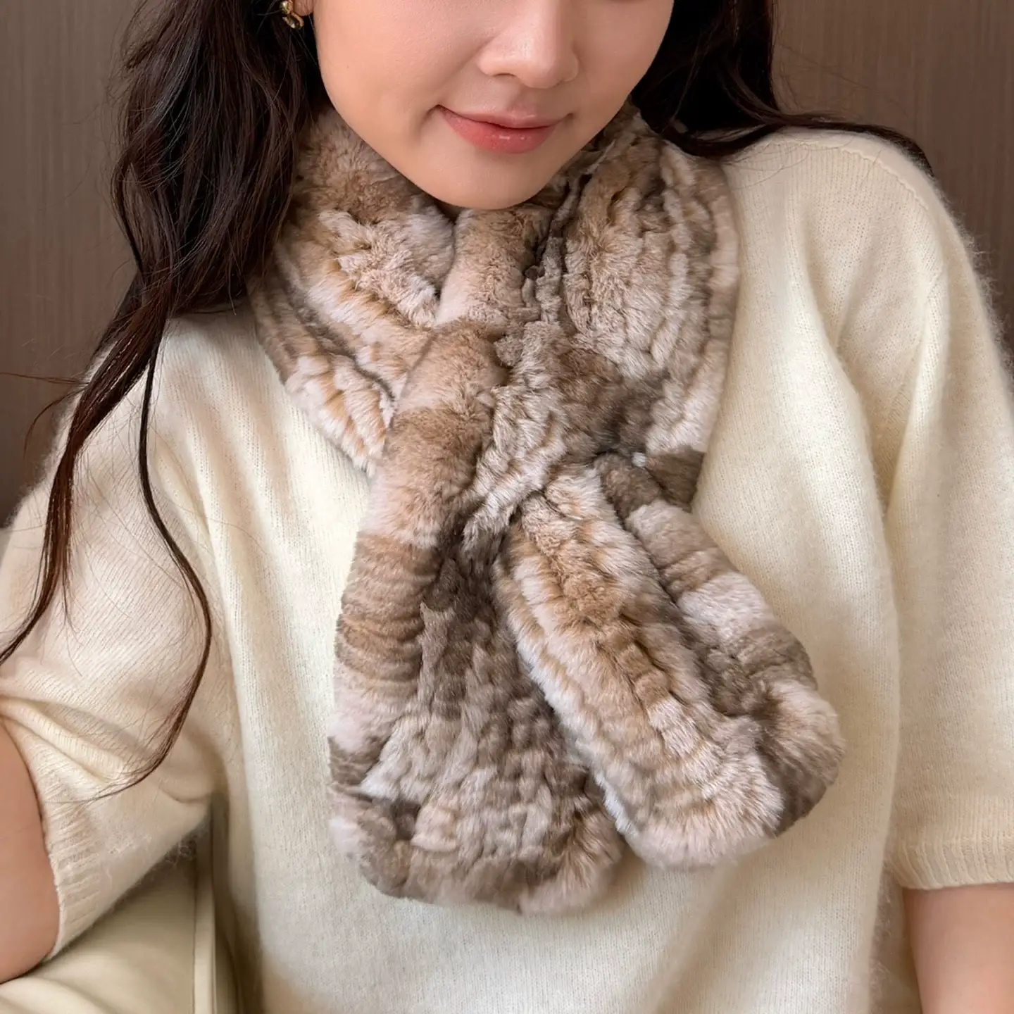 Chinchilla-Tone Rex Rabbit Fur Scarf – Women's Thick & Warm Knitted Real Fur Winter Neck Wrap, Elegant & Versatile