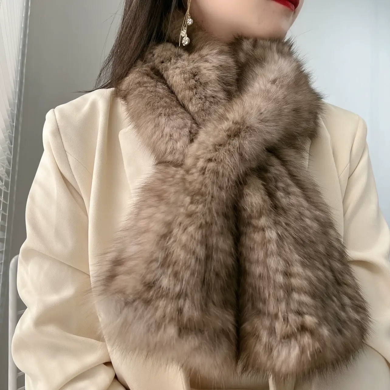 Russian Sable Fur Scarf, Long-Hair Luxury Fur Neck Warmer for Women, Elegant Fur Collar for Coats