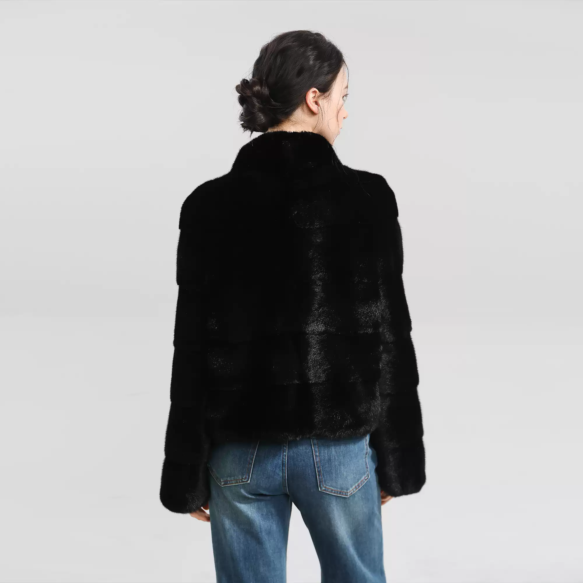 Copenhagen Mink Cropped Jacket with Mandarin Collar and Flared Sleeves – Versatile Fur Piece